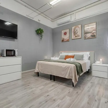 Flow Urban Living By Different * Ferrare
