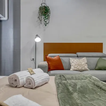 Flow Urban Living By Different Ferrare
