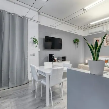 Flow Urban Living By Different Appartement *